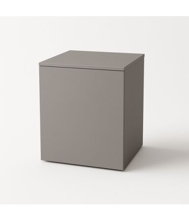 Kontenerek z drzwiami